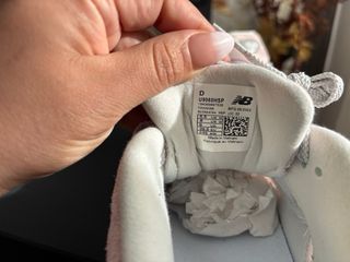 Zapatillas New Balance Rosa y Gris