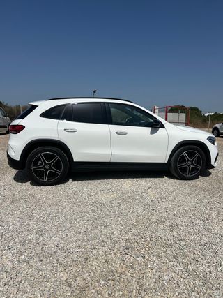 Mercedes-Benz GLA GLA 200 D