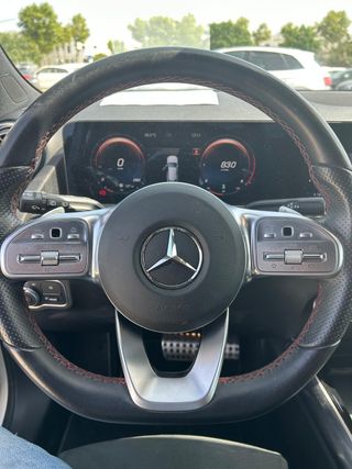 Mercedes-Benz GLA GLA 200 D