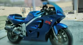 Suzuki GSX-R 750 SRAD 1999 | Inyección original