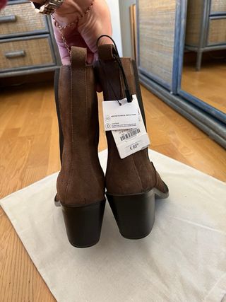 Botines tacón serraje marrón