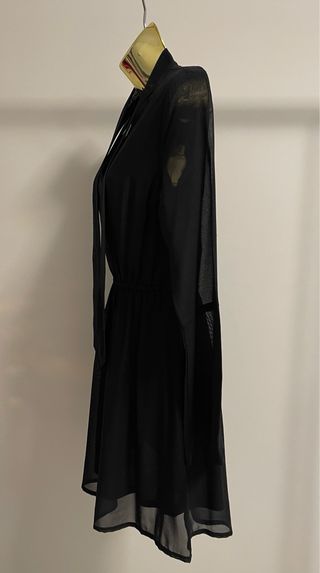 Vestido H&M preto manga comprida