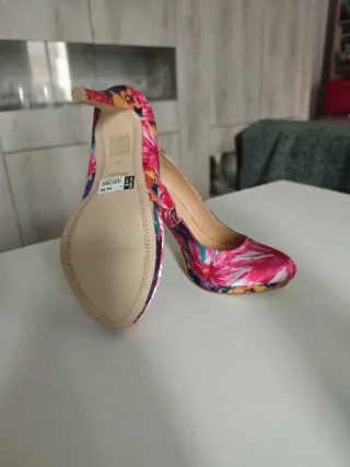 Scarpe décolleté Bata floreali rosa