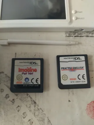 Nintendo DSi Blanca - Muy Buen Estado