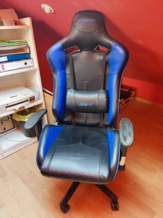 Set tavolo ufficio con cassettiera e 3 mobili