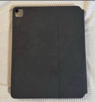 iPad Pro 12.9 256GB + Teclado Magic