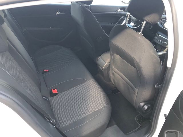Peugeot 308 style 1.5hdi 130cv etg8 2018