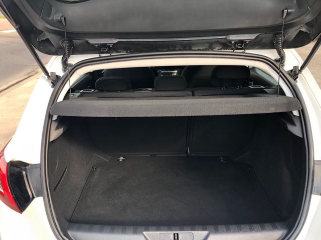 Peugeot 308 style 1.5hdi 130cv etg8 2018