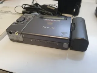 Sony MZ-R3 MiniDisc Recorder