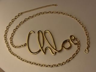 Cintura dorata con nome chloe