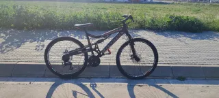 Bicicleta de Montaña Doble Suspensión