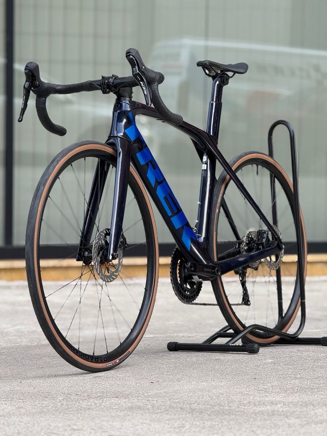 Trek Madone SL7 Talla 54 Componentes Nuevos