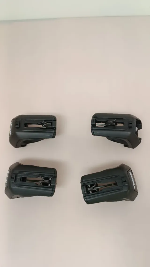 Thule 7104 Jgo. Pies EVO Raised Rail W8Y4312