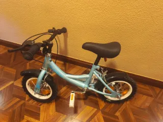 Bicicleta infantil azul