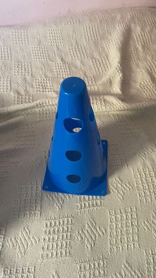 Juego de conos deportivos azules