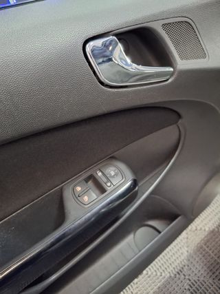 OPEL Corsa 1.3 CDTi CMon