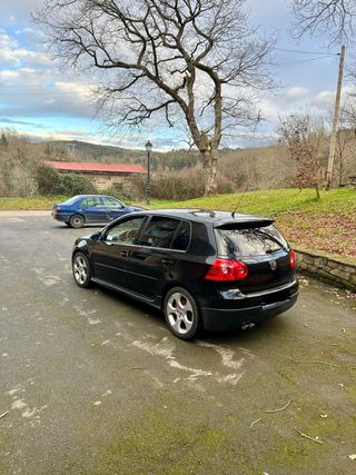 Volkswagen Golf 5 GTI