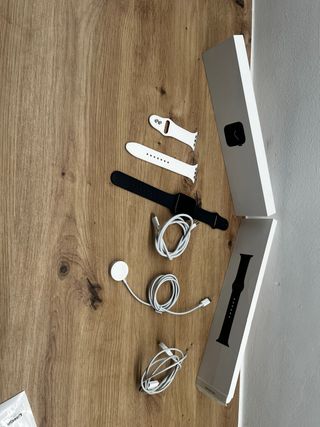 Apple Watch Series 6 Caja Negra y Blanca