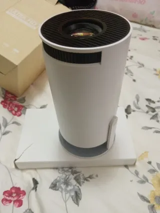 Proyector Portátil Inteligente Beige