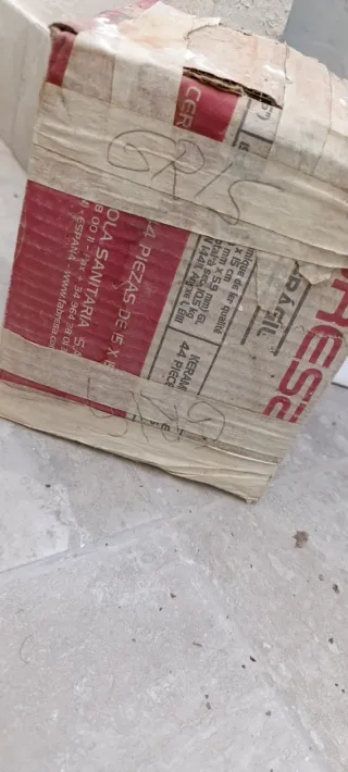 Baldosas blancas Fabresa 15x15 cm