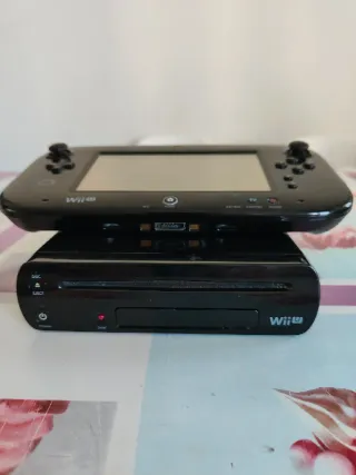 Consola Nintendo Wii U 32 GB Negra + 4 Mandos