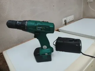 Cargador Casals 7.2V