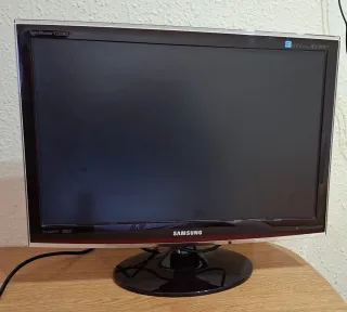 Monitor Samsung 22"Funciona como televisor y app