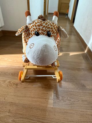 Caballito balancín infantil con asiento y ruedas