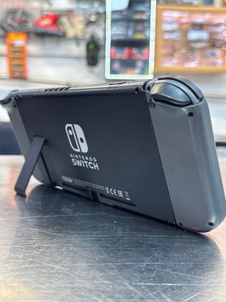 Nintendo Switch (HAC-001(01))