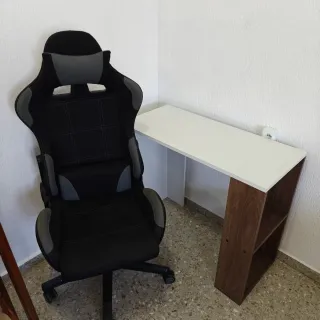 Escritorio y Silla