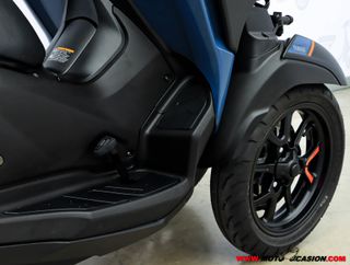 YAMAHA TRICITY 300 -APTA B Y A2-