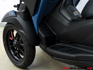 YAMAHA TRICITY 300 -APTA B Y A2-