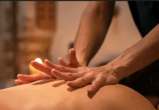 Chico masajista en elche