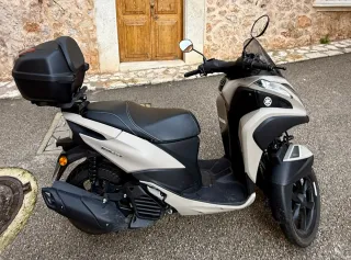 Yamaha Tricity 125 Beige/Negro