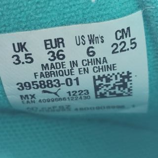 Zapatillas Puma Blancas y Rosas