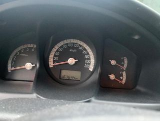 Faro derecho 921020z010 kia sportage (km) 219665