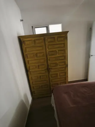 Armario de madera estilo vintage Mijas Costa