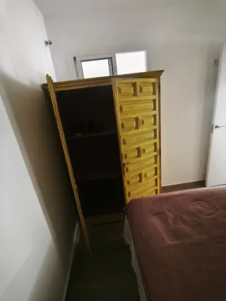 Armario de madera estilo vintage Mijas Costa