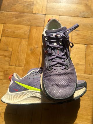 Nike Pegasus Trail 3 Talla 40 Morado