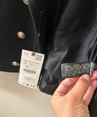 Abrigo corto lana Zara negro