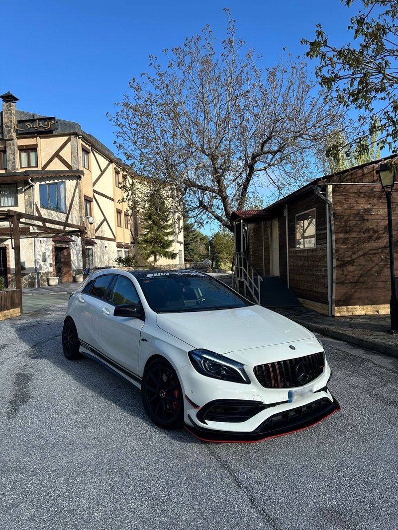 Mercedes Amg a 45 4Matic 381cv ACEPTO CAMBIO - foto 1