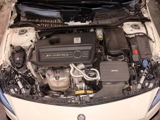 Mercedes Amg a 45 4Matic 381cv, techo solar.