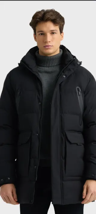 Parka Álvaro Moreno Negra Talla M