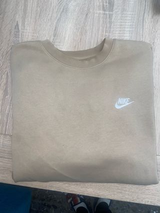 Sudadera Nike Beige