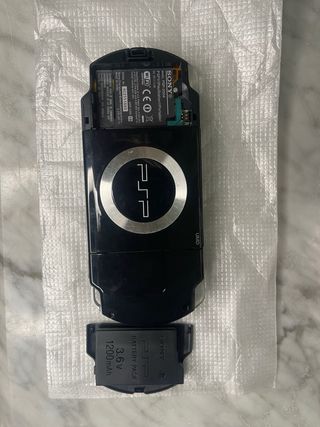 Lote PSP Slim 2004 + Caja Original + 5 Juegos/Peli