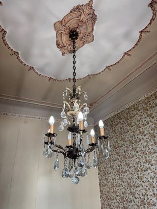 Lampadario vintage con cristalli