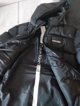 Anorak Calvin Klein Negro con Capucha nuevo
