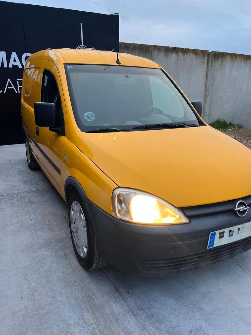 Opel Combo 2008 - Distribución nueva - B - foto 1