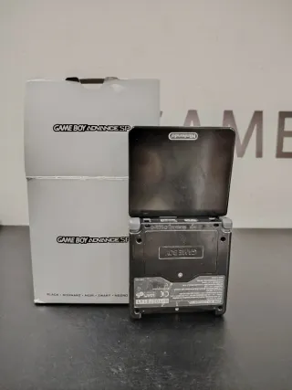 Game Boy Advance SP Negra con Caja