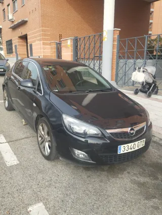 Opel Astra 2010